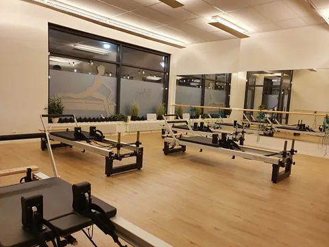 Tyhjä pilates studio